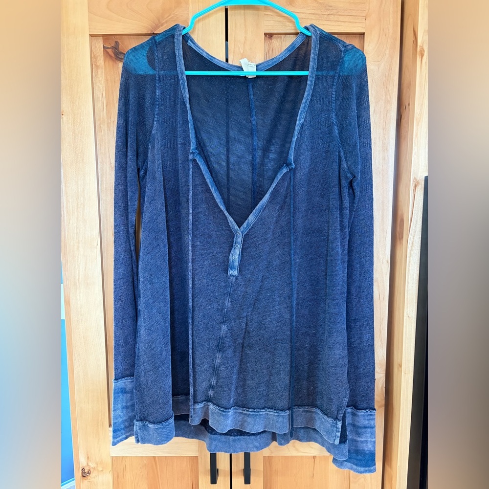 We The Free Navy Tie-Front oversized long sleeve Lightweight linen small
